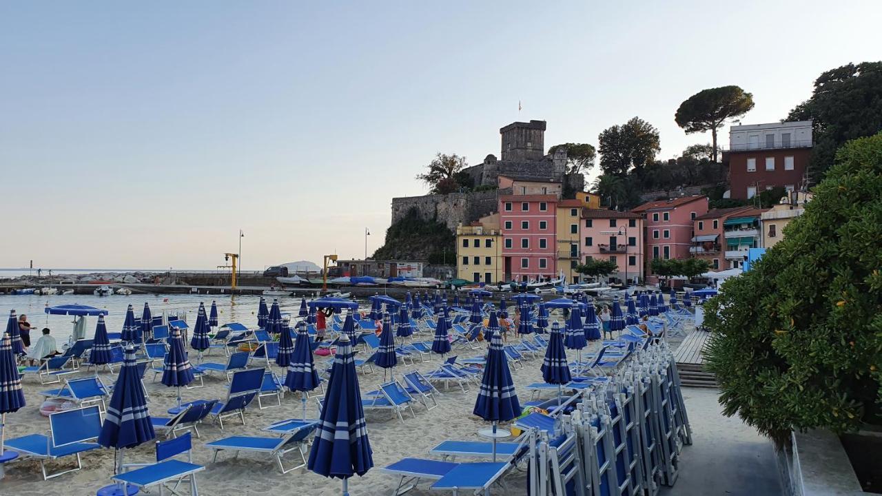 Comodo Al Mare Lerici Exterior photo